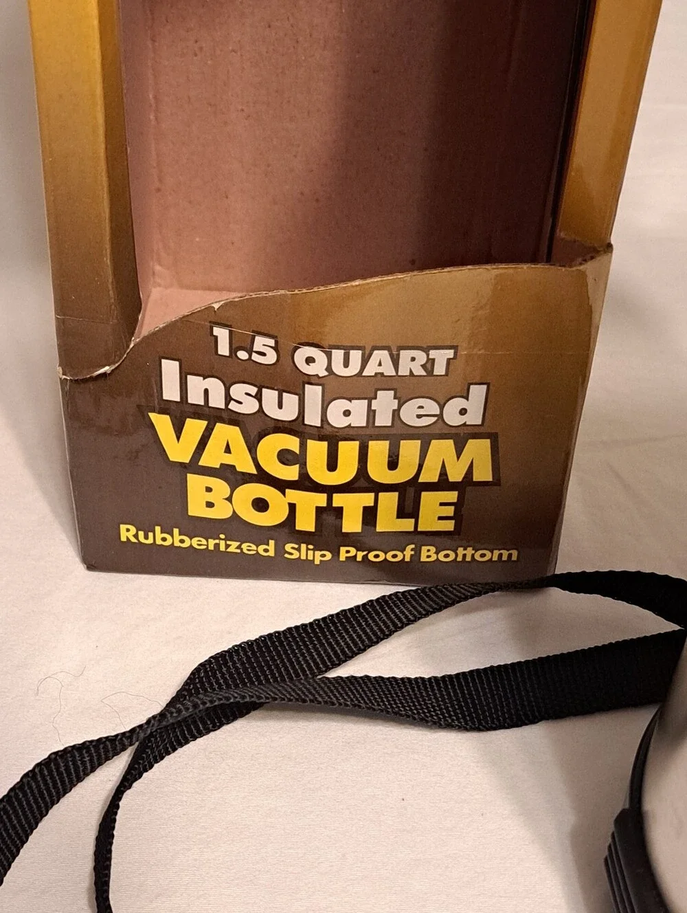 Bass Pro Shops Vaccum Bottle